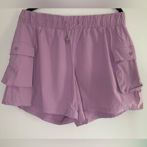 Avalanche Women’s Purple Cargo Shorts (L)
